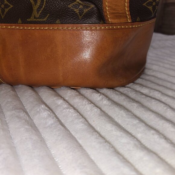 Authentic Louis Vuitton Randonnee - Picture 7 of 16